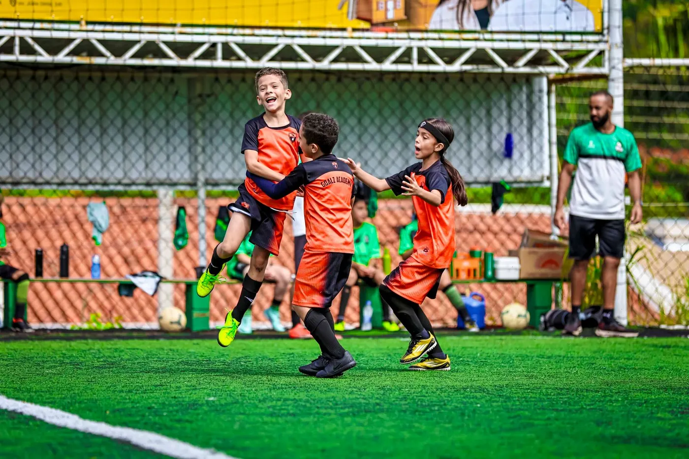 Comemoração de gol, categoria de base